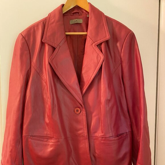 ie Woman Red Leather Jacket 3X - Picture 1 of 9